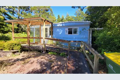 1600 Rhododendron Dr #24, Florence, OR 97439 - Photo 1