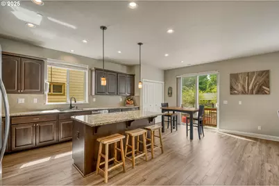 10380 SW Madrid Loop, Wilsonville, OR 97070 - Photo 9