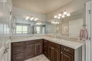 10380 SW Madrid Loop, Wilsonville, OR 97070 - Photo 23