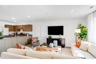 5726 Bainbridge Rd, Eugene, OR 97402 - Photo 5