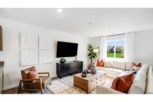 5726 Bainbridge Rd, Eugene, OR 97402 - Photo 3