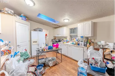 301 E Columbia Dr #73, Newberg, OR 97132 - Photo 3