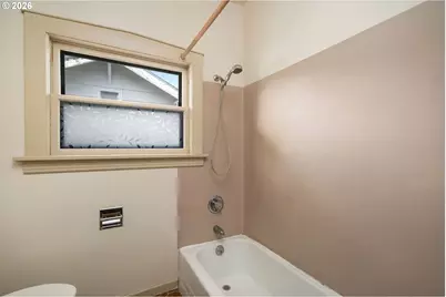 5914 NE Flanders St, Portland, OR 97213 - Photo 13