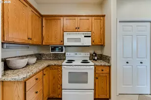 3344 Lakemont Dr, Eugene, OR 97408 - Photo 31
