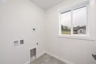 220 E 24TH Ave, La Center, WA 98629 - Photo 33