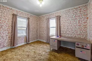 241 Hillside Ave, Klamath Falls, OR 97601 - Photo 7