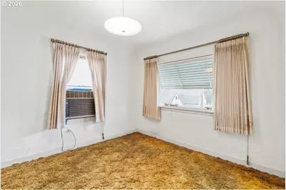 241 Hillside Ave, Klamath Falls, OR 97601 - Photo 41