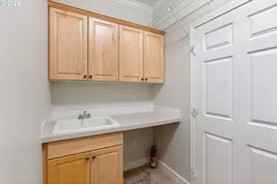 1540 22nd St, Hood River, OR 97031 - Photo 25