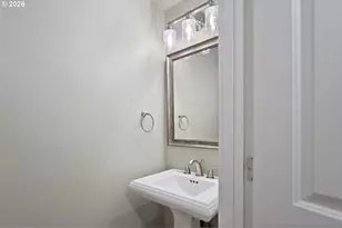 54 Cervantes Cir, Lake Oswego, OR 97035 - Photo 25