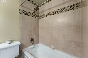 54 Cervantes Cir, Lake Oswego, OR 97035 - Photo 19