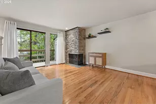54 Cervantes Cir, Lake Oswego, OR 97035 - Photo 5