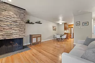 54 Cervantes Cir, Lake Oswego, OR 97035 - Photo 5