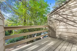 54 Cervantes Cir, Lake Oswego, OR 97035 - Photo 13