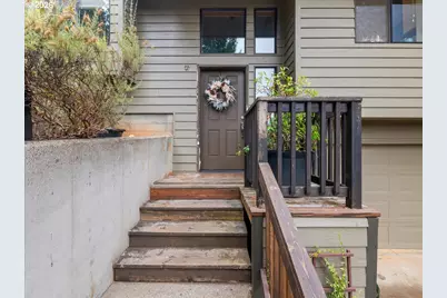 245 Silver Loop, Silverton, OR 97381 - Photo 3