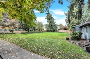 650 SW Meadow Dr, Beaverton, OR 97006 - Photo 25