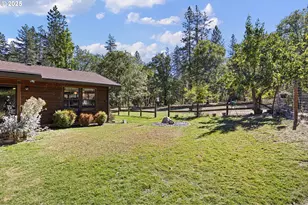 1580 Robertson Bridge Rd, Grants Pass, OR 97526 - Photo 7