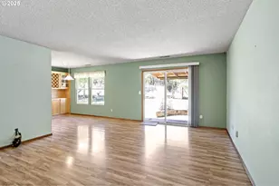 1580 Robertson Bridge Rd, Grants Pass, OR 97526 - Photo 23