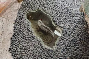 2055 Broadview St, Eugene, OR 97405 - Photo 33