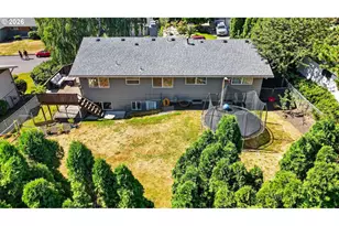 985 NW 3rd St, Gresham, OR 97030 - Photo 27
