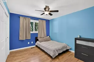 985 NW 3rd St, Gresham, OR 97030 - Photo 17