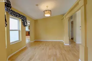 403 Iola St, Dallesport, WA 98617 - Photo 9