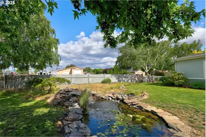 403 Iola St, Dallesport, WA 98617 - Photo 3