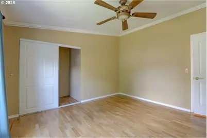 403 Iola St, Dallesport, WA 98617 - Photo 13