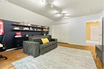 10142 NW Fleetwood Dr, Portland, OR 97229 - Photo 33