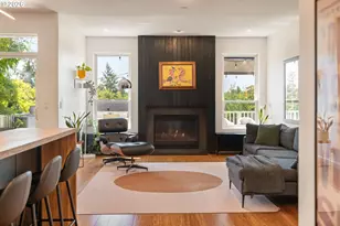 10142 NW Fleetwood Dr, Portland, OR 97229 - Photo 17