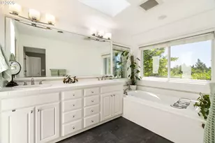 10142 NW Fleetwood Dr, Portland, OR 97229 - Photo 29