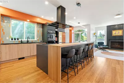 10142 NW Fleetwood Dr, Portland, OR 97229 - Photo 9