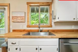 34388 Grenz Ln, Albany, OR 97322 - Photo 25