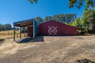 34388 Grenz Ln, Albany, OR 97322 - Photo 3