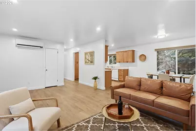 3299 Durland Dr, Hood River, OR 97031 - Photo 11