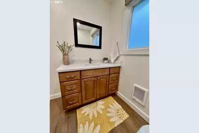 3299 Durland Dr, Hood River, OR 97031 - Photo 21