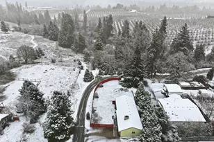 3299 Durland Dr, Hood River, OR 97031 - Photo 35