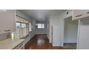 306 Donald St, Wallowa, OR 97885 - Photo 5
