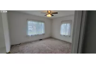 306 Donald St, Wallowa, OR 97885 - Photo 11