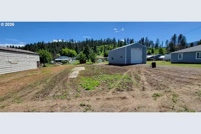 306 Donald St, Wallowa, OR 97885 - Photo 21