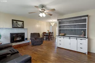 37163 Pony Ln, Lebanon, OR 97355 - Photo 9