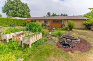 37163 Pony Ln, Lebanon, OR 97355 - Photo 29