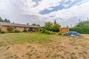 37163 Pony Ln, Lebanon, OR 97355 - Photo 33