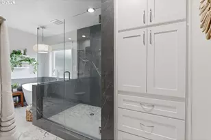 350 SW 37th Terrace, Gresham, OR 97080 - Photo 17