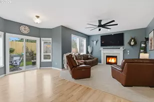 350 SW 37th Terrace, Gresham, OR 97080 - Photo 9