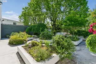 1220 NE 17th Ave, Portland, OR 97232 - Photo 17