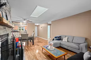 29720 SW Courtside Dr, Wilsonville, OR 97070 - Photo 9