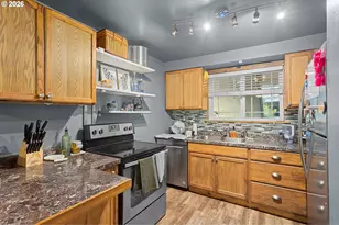 29720 SW Courtside Dr, Wilsonville, OR 97070 - Photo 15