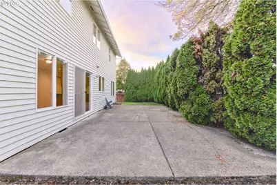1315 NE Zachary St, Hillsboro, OR 97124 - Photo 37