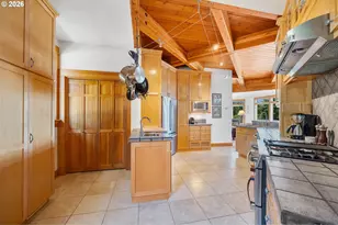 520 Avalon Way, Oceanside, OR 97134 - Photo 17