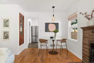 1726 SE Reedway St, Portland, OR 97202 - Photo 7